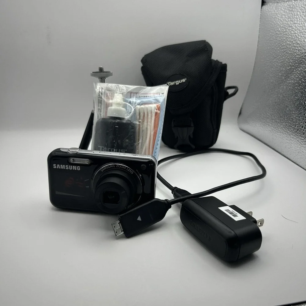 Samsung PL120 14MP Dual LCD 5x Optical Zoom Dual Screen Camera